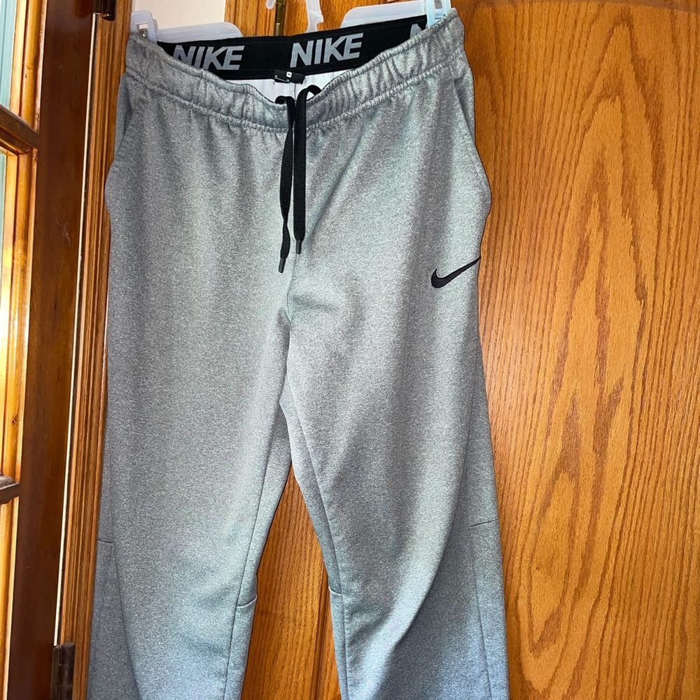 Nike Uni-Sex Medium Dri-Fit Sweatpants